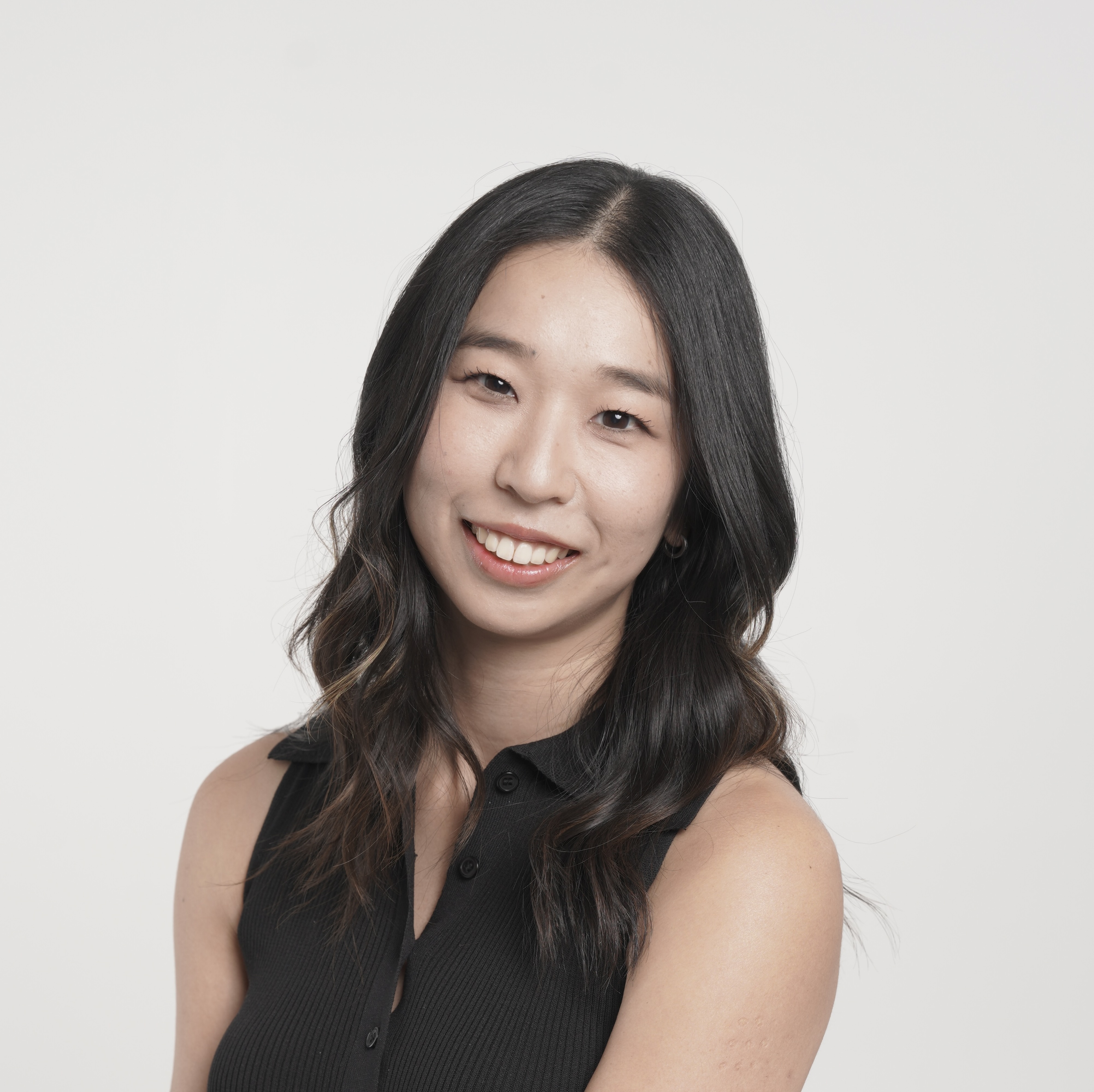 Dr. Akiho Suzuki